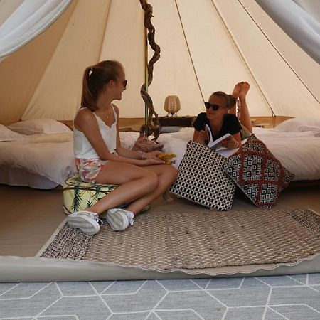 Glamping Du Moulin Hotel Bastogne Exterior photo